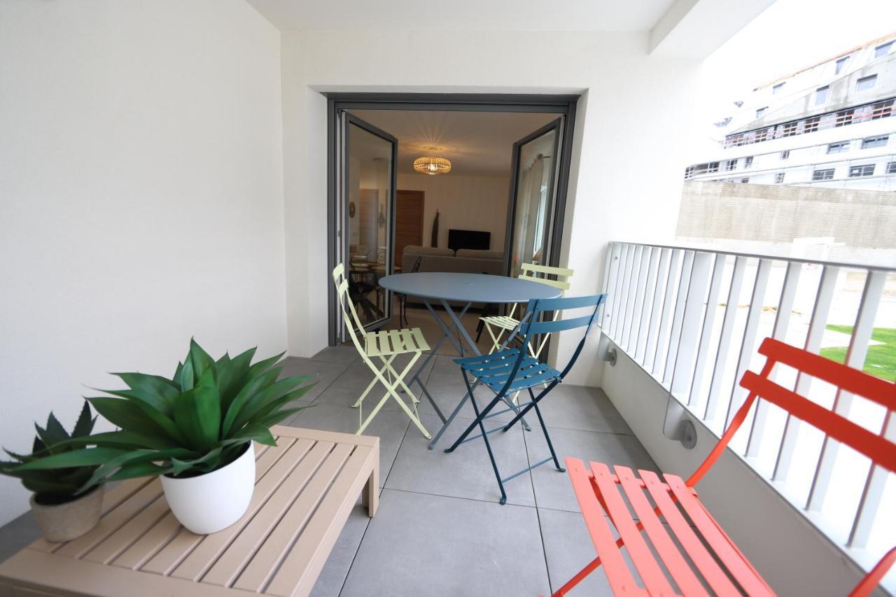 Le Lac Au Bout De La Rue - Garage Et Balcon A Deux Pas Du Centre Annecy Ngoại thất bức ảnh